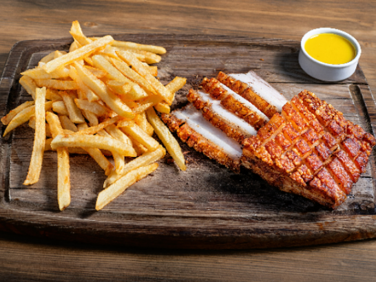 Reward: GOLD ΤΑΡΑΤΣΑΣ –  VOGUE Cafe Bar Εστιατόριο Κάλαμος